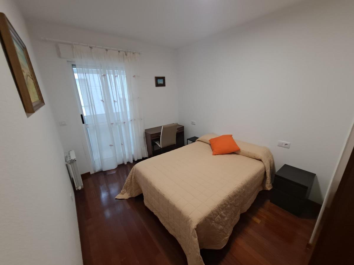 Apartamento Con Vistas, Amplio Y Luminoso Monforte De Lemos Dış mekan fotoğraf