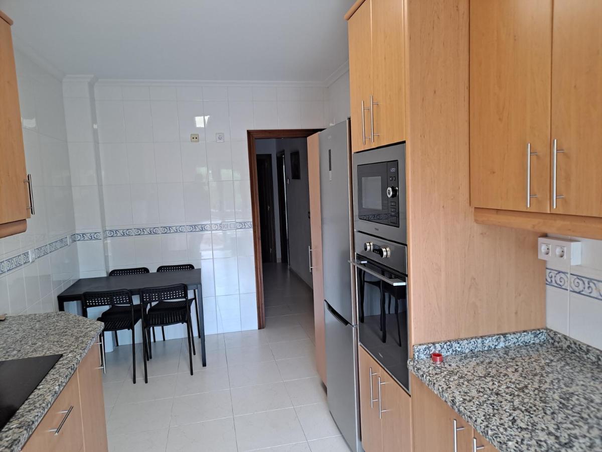 Apartamento Con Vistas, Amplio Y Luminoso Monforte De Lemos Dış mekan fotoğraf