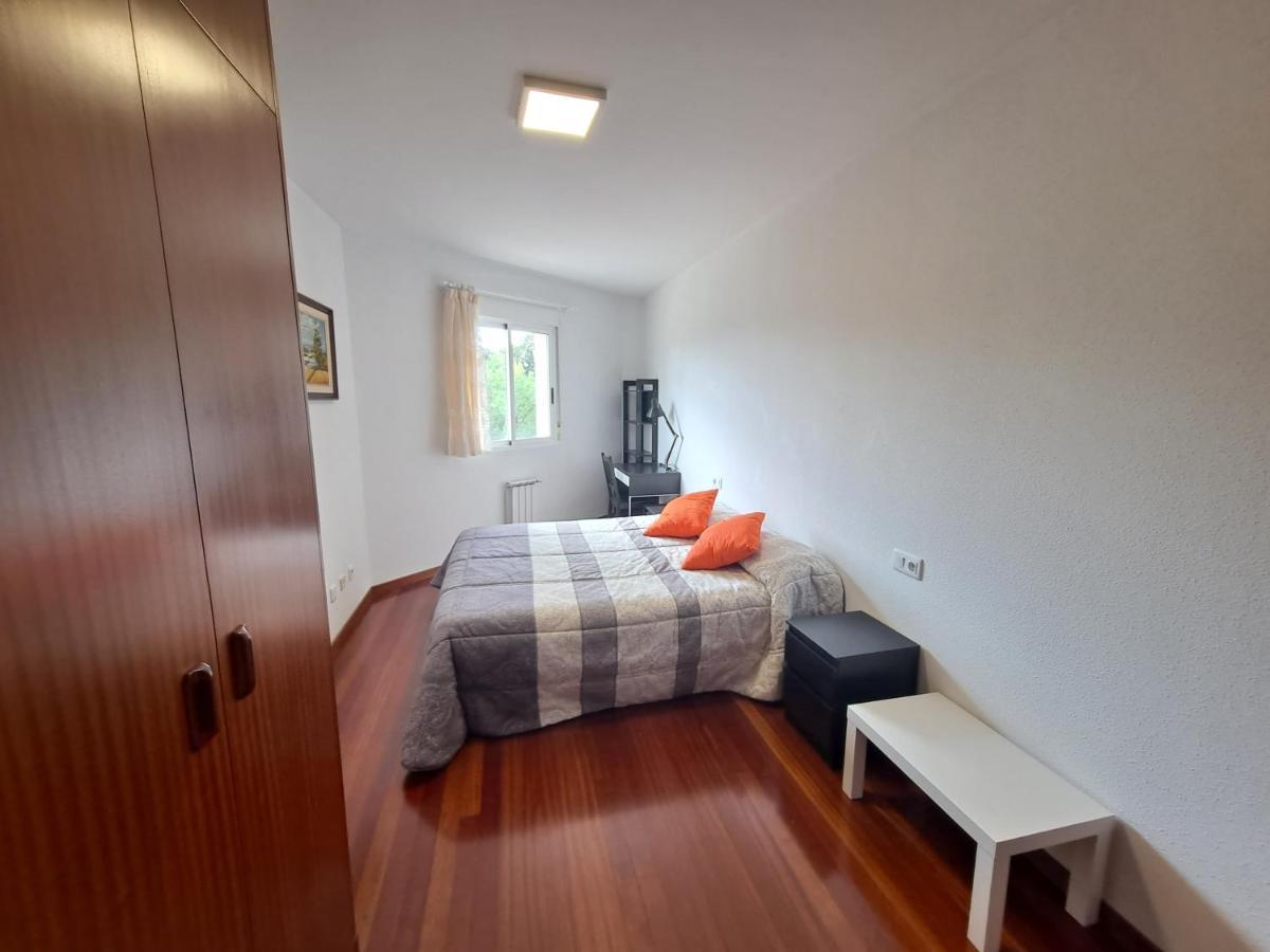 Apartamento Con Vistas, Amplio Y Luminoso Monforte De Lemos Dış mekan fotoğraf