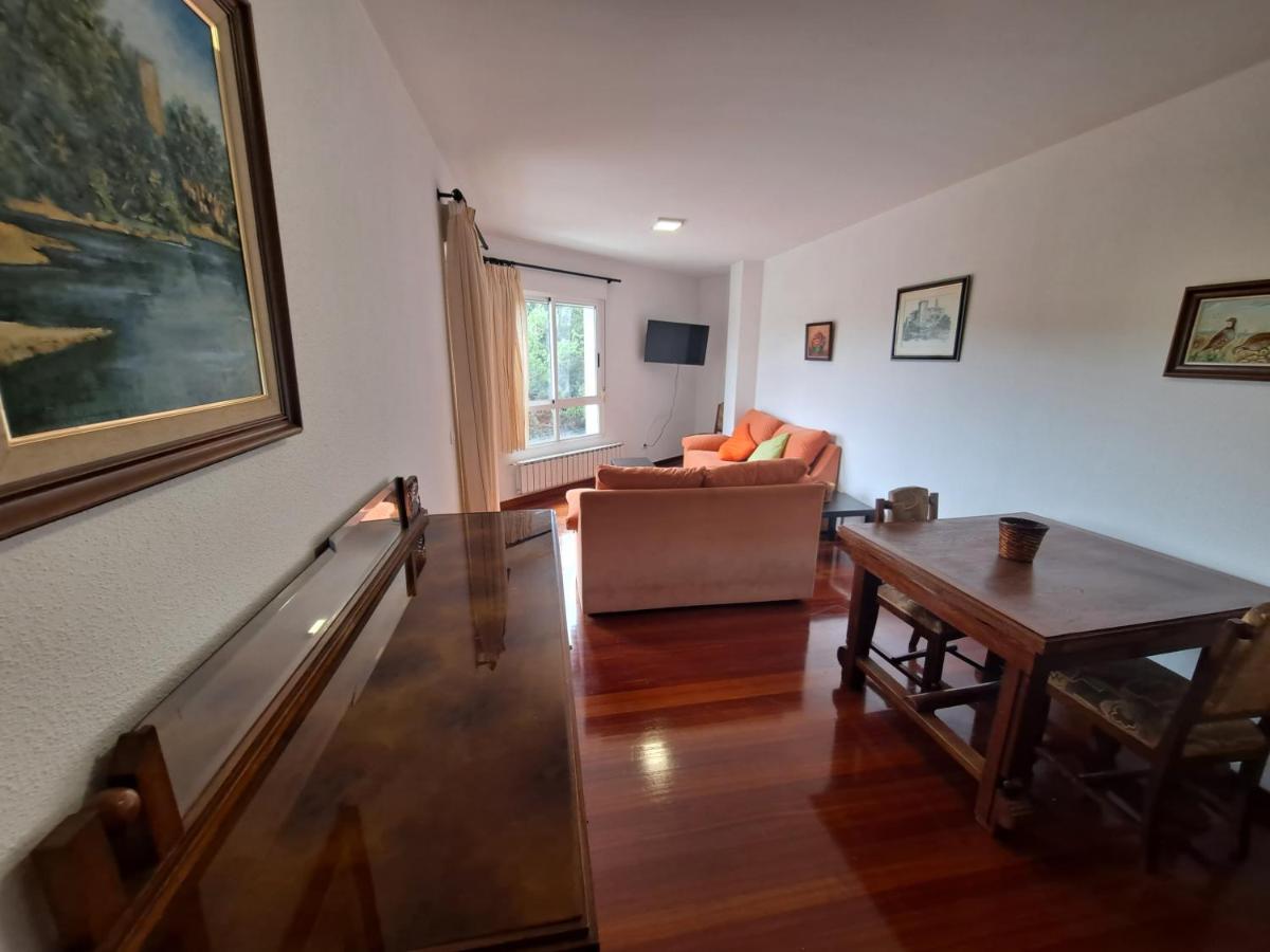 Apartamento Con Vistas, Amplio Y Luminoso Monforte De Lemos Dış mekan fotoğraf